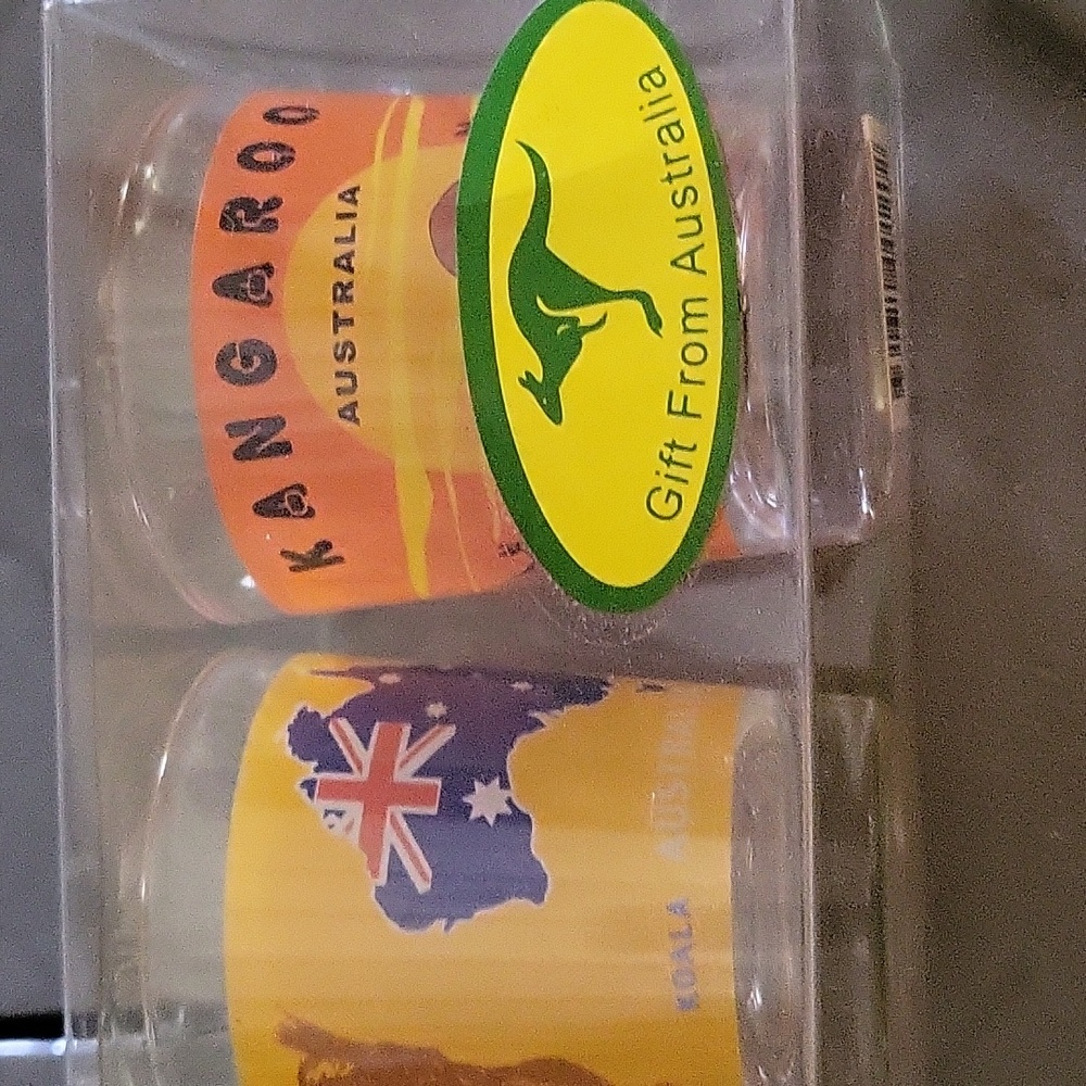 AUSTRALIAN SHOT GLASSES SET OF 6 NWOT